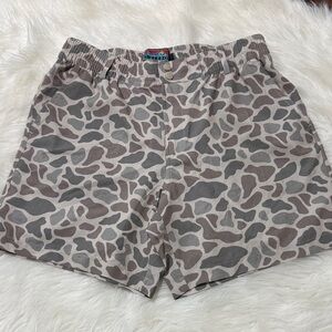 BURLEBO Beige and Gray Camo Athletic Shorts